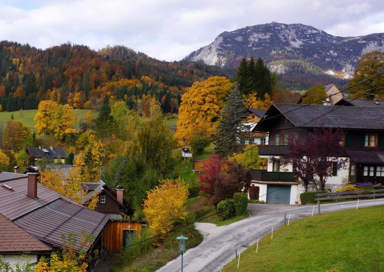 Altes Pfarrhaus Apartment Altaussee Exterior photo